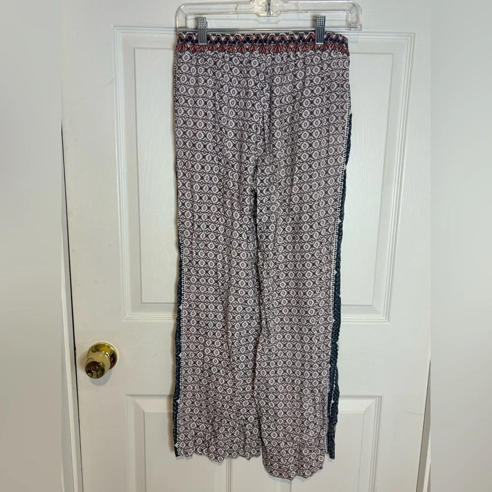 Fever - Small Patterned Wide-Leg Pants